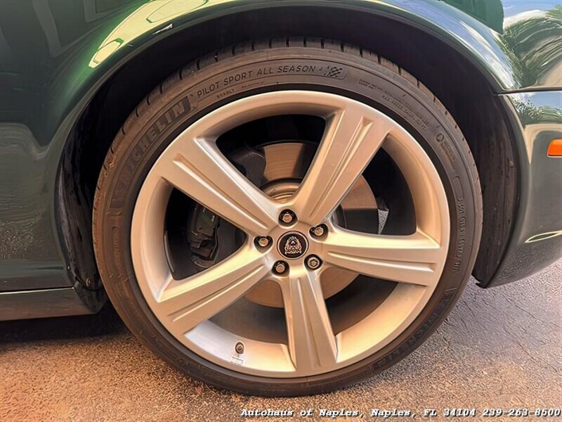 2008 Jaguar XJR   - Photo 21 - Naples, FL 34104