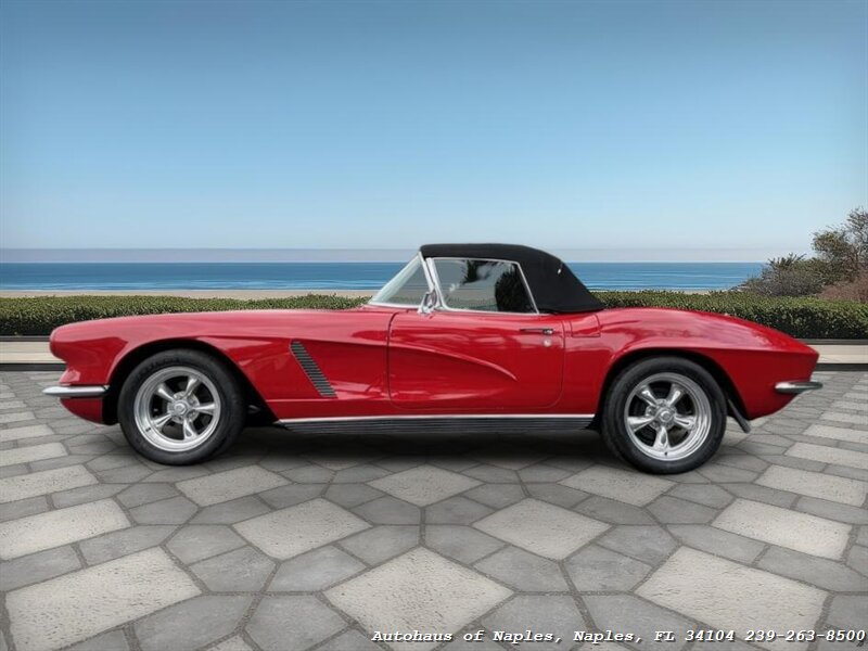 1962 Chevrolet Corvette - Photo 5 - Naples, FL 34104