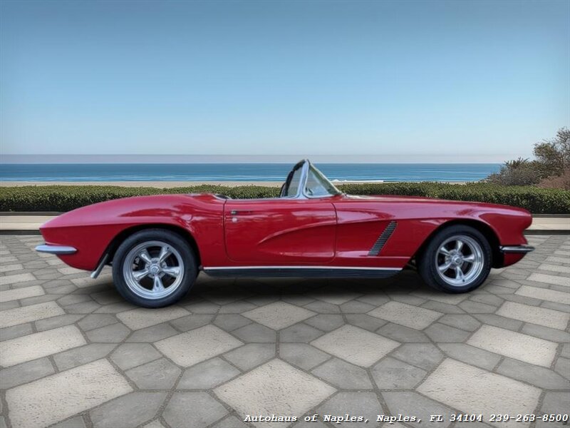 1962 Chevrolet Corvette - Photo 39 - Naples, FL 34104