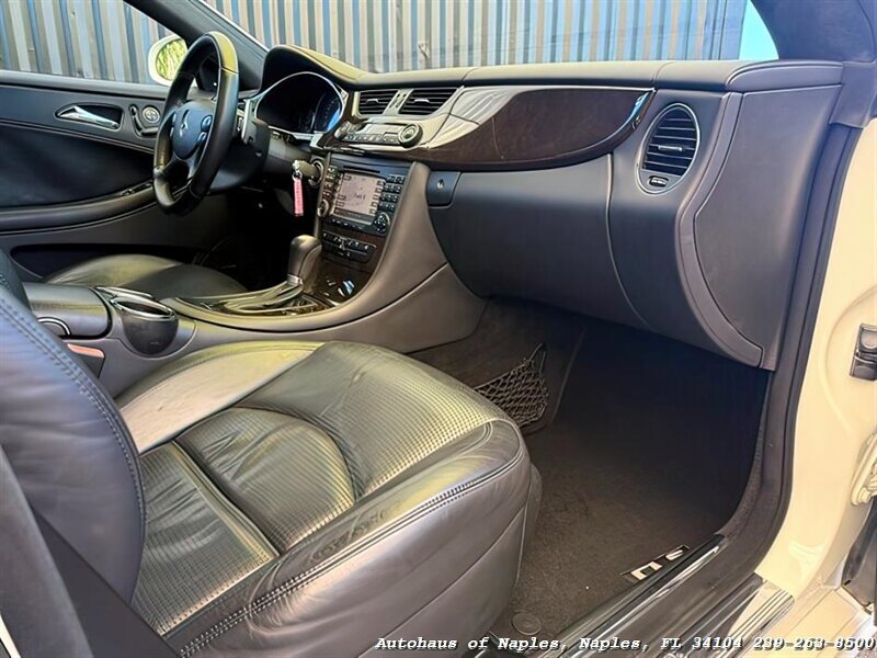 2007 Mercedes Benz CLS 63 AMG photo 24