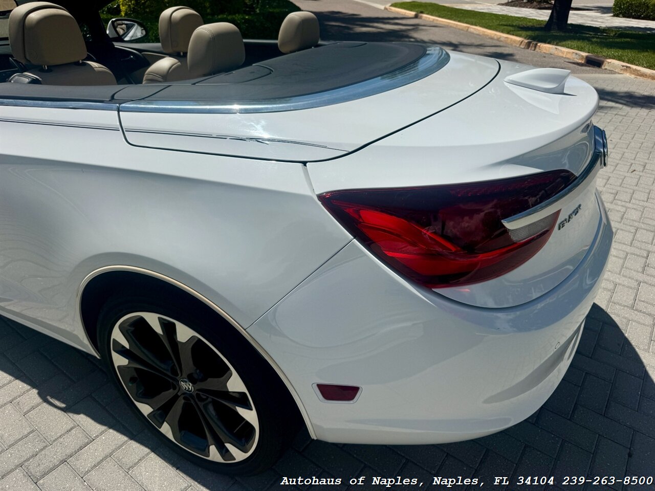 2018 Buick Cascada Premium - Photo 18 - Naples, FL 34104