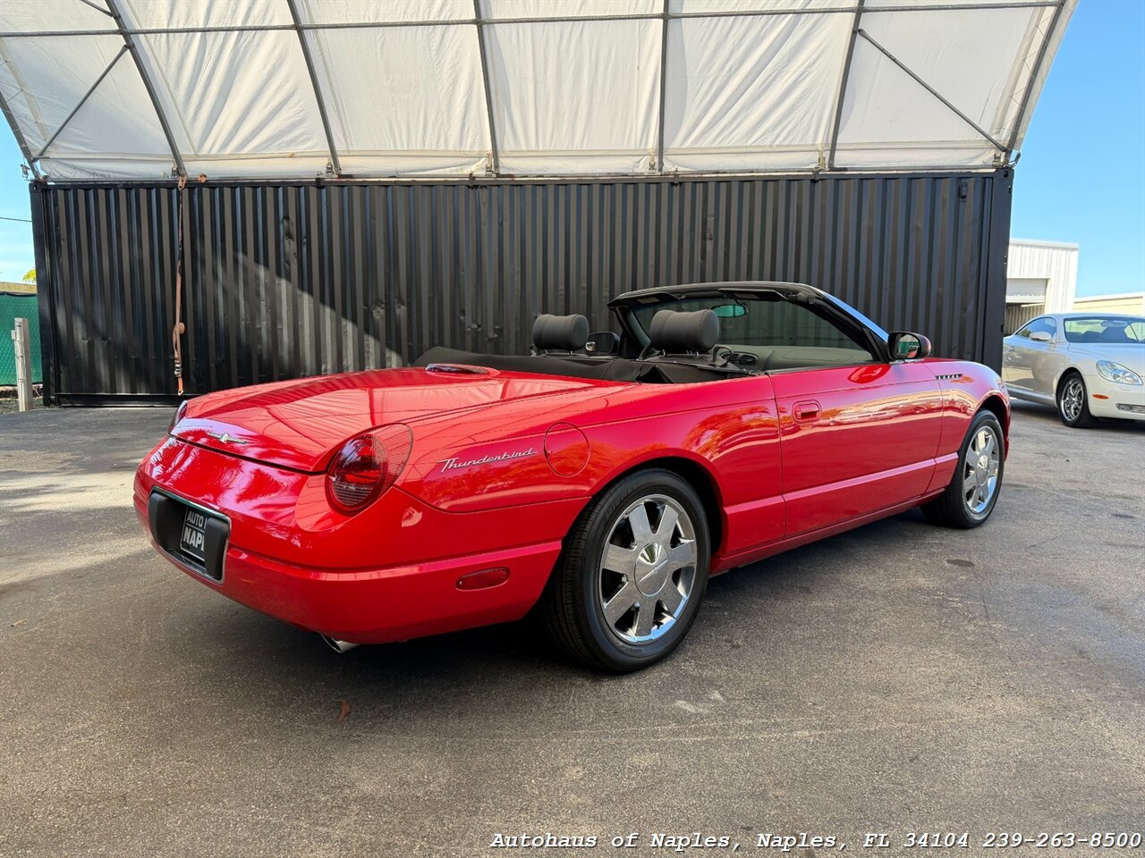 2002 Ford Thunderbird Deluxe   - Photo 15 - Naples, FL 34104