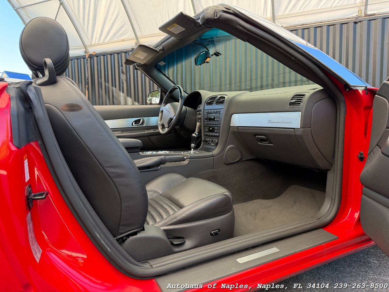 2002 Ford Thunderbird Deluxe   - Photo 32 - Naples, FL 34104