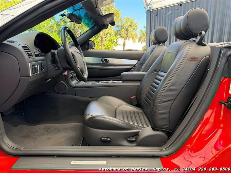 2002 Ford Thunderbird Deluxe   - Photo 29 - Naples, FL 34104