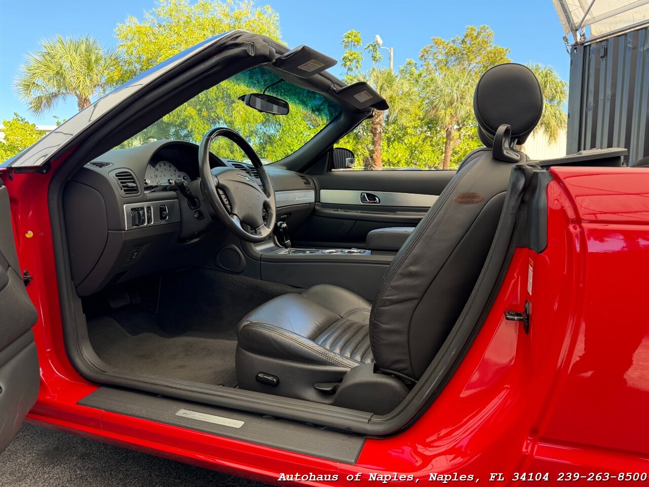 2002 Ford Thunderbird Deluxe   - Photo 28 - Naples, FL 34104