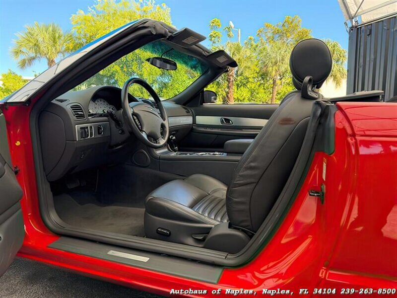 2002 Ford Thunderbird Deluxe   - Photo 28 - Naples, FL 34104