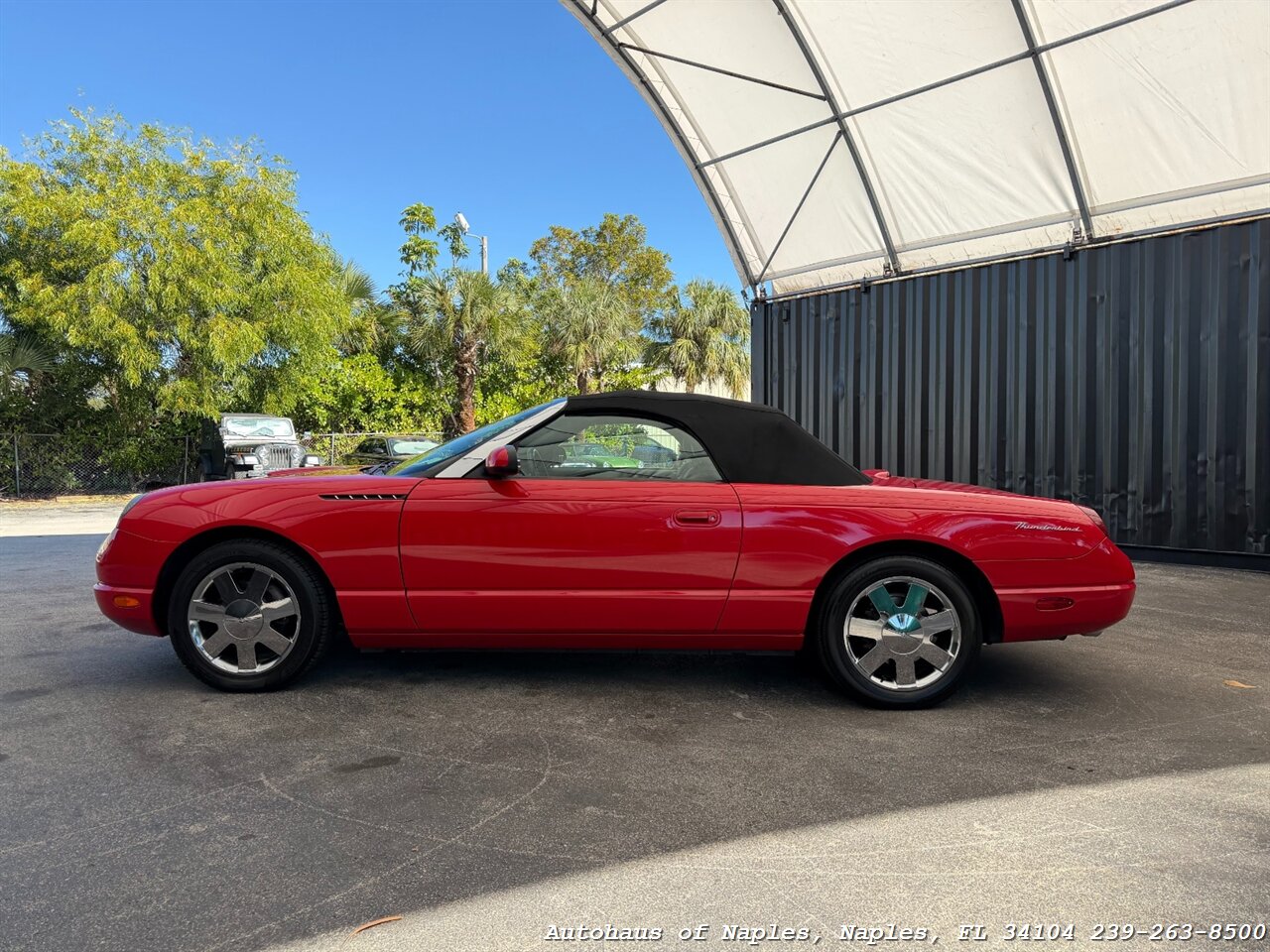 2002 Ford Thunderbird Deluxe   - Photo 5 - Naples, FL 34104