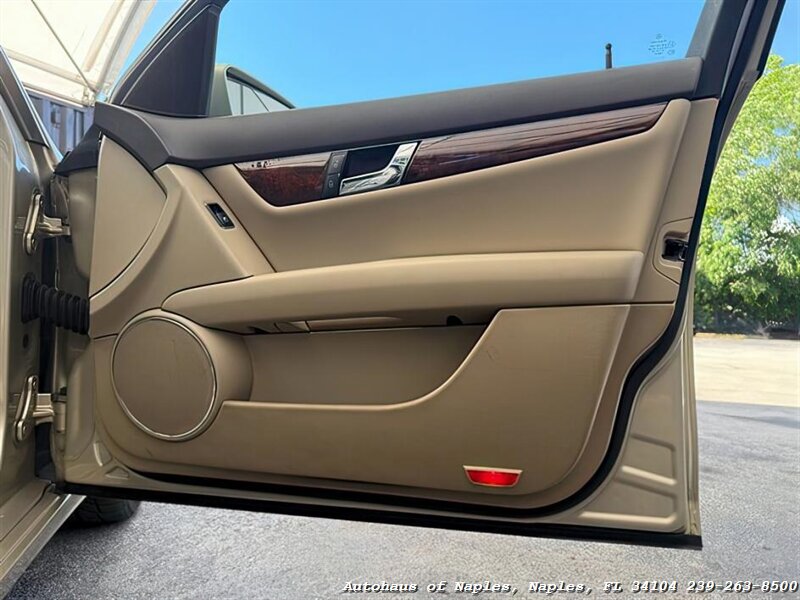2010 Mercedes-Benz C 300 Luxury 4MATIC - Photo 28 - Naples, FL 34104