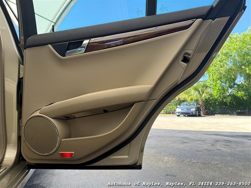2010 Mercedes-Benz C 300 Luxury 4MATIC - Photo 24 - Naples, FL 34104