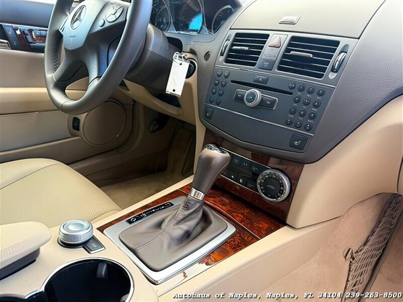2010 Mercedes-Benz C 300 Luxury 4MATIC - Photo 29 - Naples, FL 34104