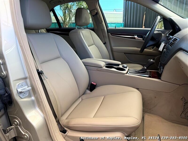2010 Mercedes-Benz C 300 Luxury 4MATIC - Photo 27 - Naples, FL 34104