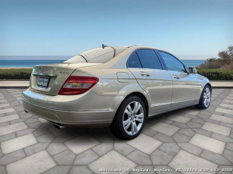 2010 Mercedes-Benz C 300 Luxury 4MATIC - Photo 8 - Naples, FL 34104