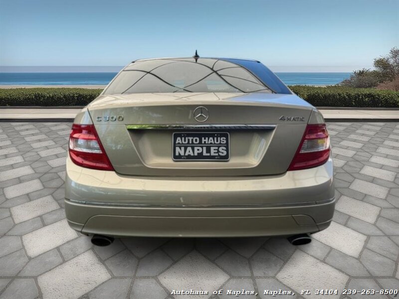2010 Mercedes-Benz C 300 Luxury 4MATIC - Photo 7 - Naples, FL 34104