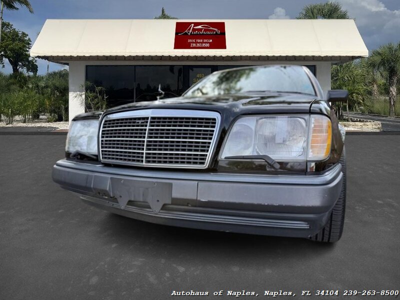 1995 Mercedes-Benz E 320 - Photo 9 - Naples, FL 34104