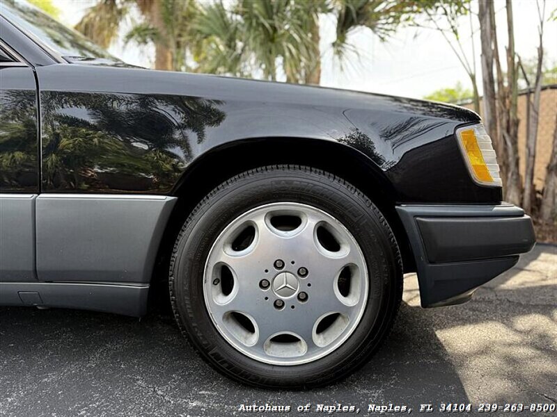 1995 Mercedes-Benz E 320 - Photo 23 - Naples, FL 34104
