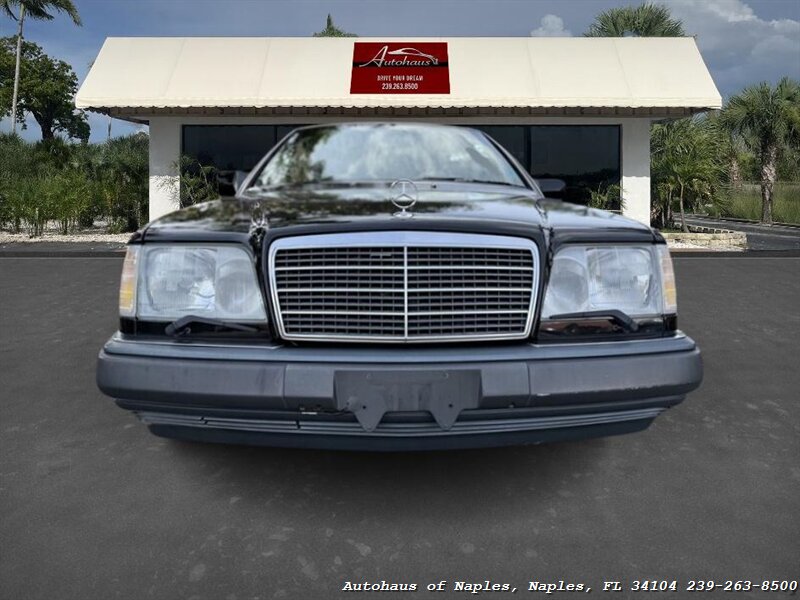 1995 Mercedes-Benz E 320 - Photo 4 - Naples, FL 34104