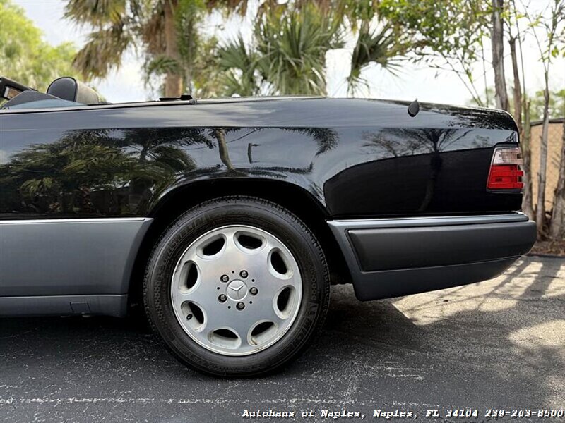 1995 Mercedes-Benz E 320 - Photo 12 - Naples, FL 34104