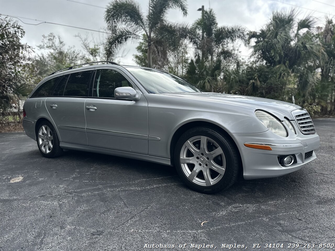 2007 Mercedes-Benz E 350 4MATIC   - Photo 2 - Naples, FL 34104