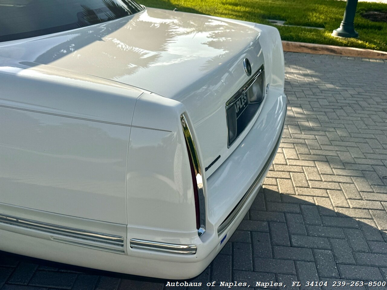 1998 Cadillac DeVille - Photo 4 - Naples, FL 34104