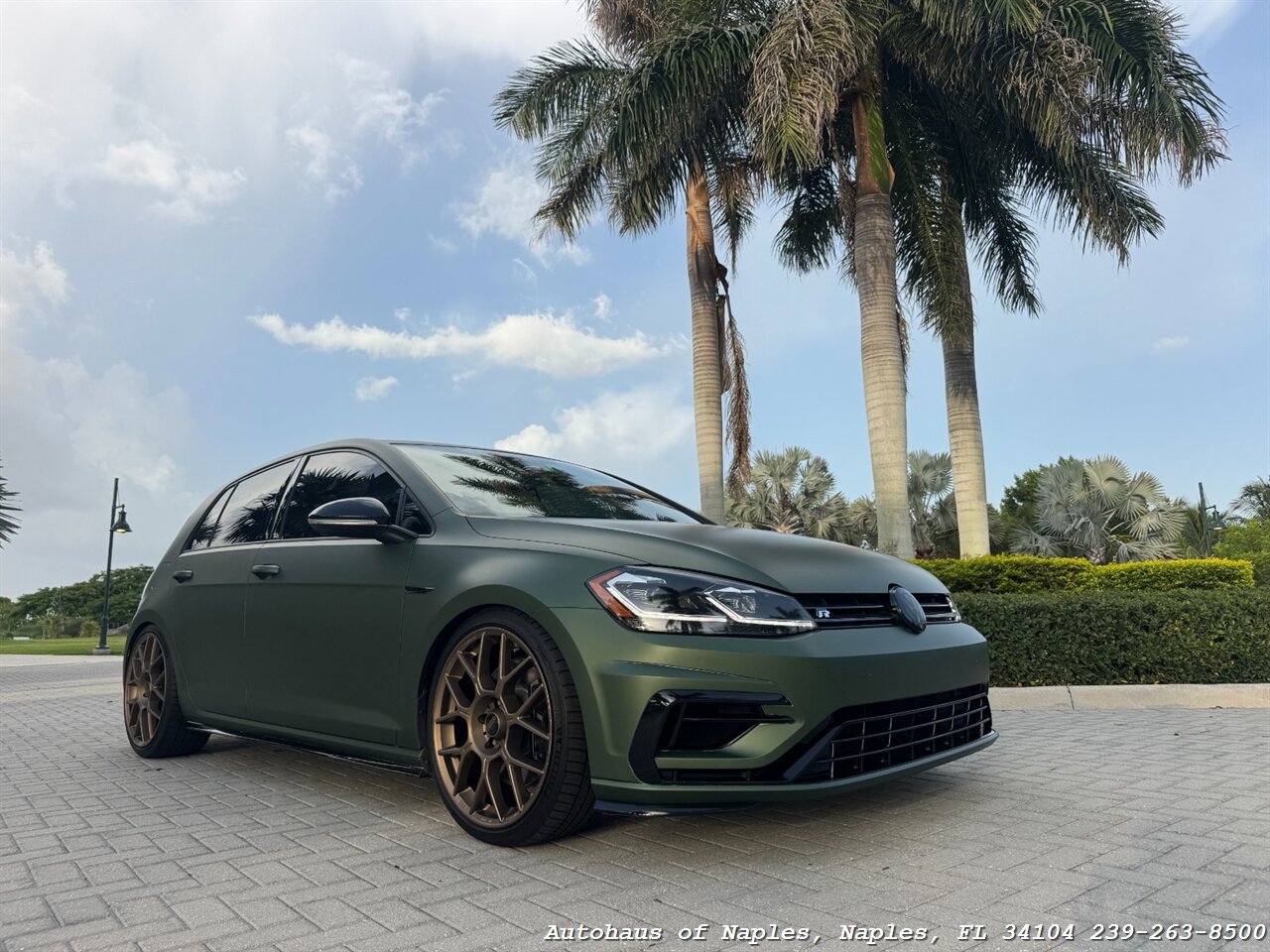 2018 Volkswagen Golf R 4Motion   - Photo 1 - Naples, FL 34104