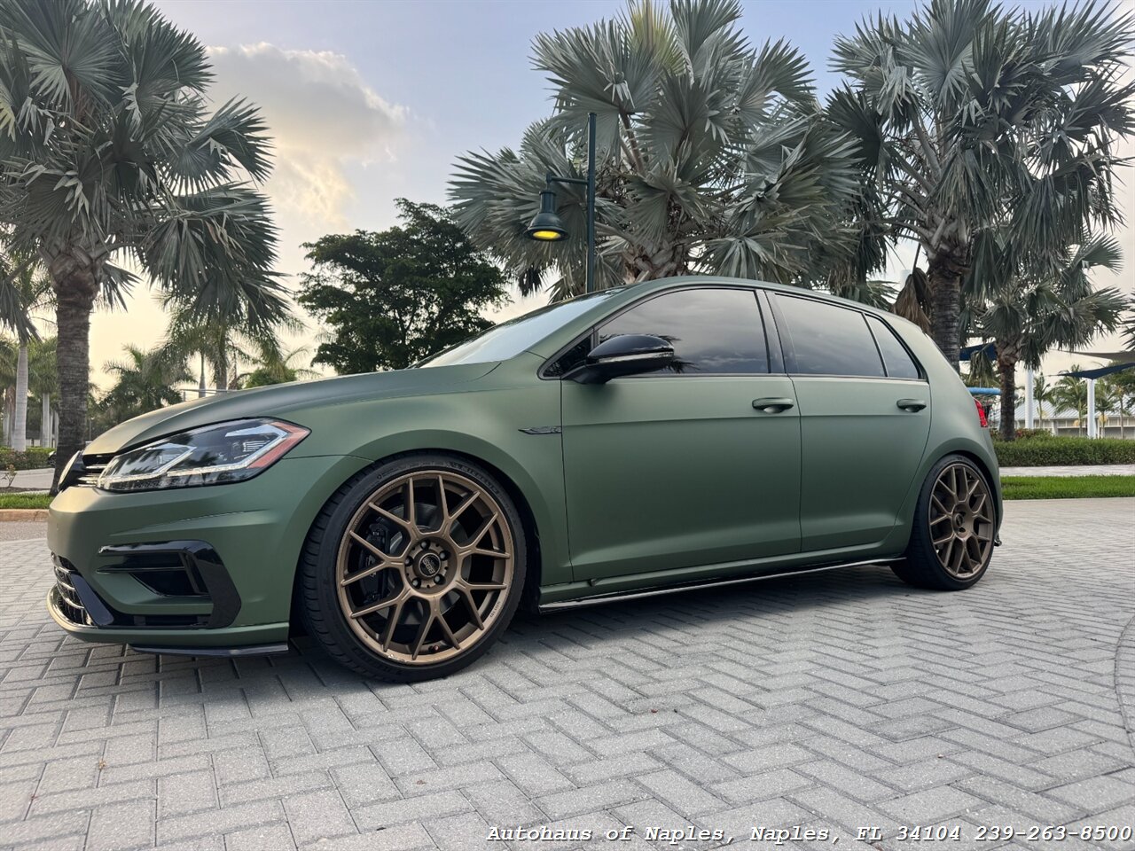 2018 Volkswagen Golf R 4Motion - Photo 10 - Naples, FL 34104