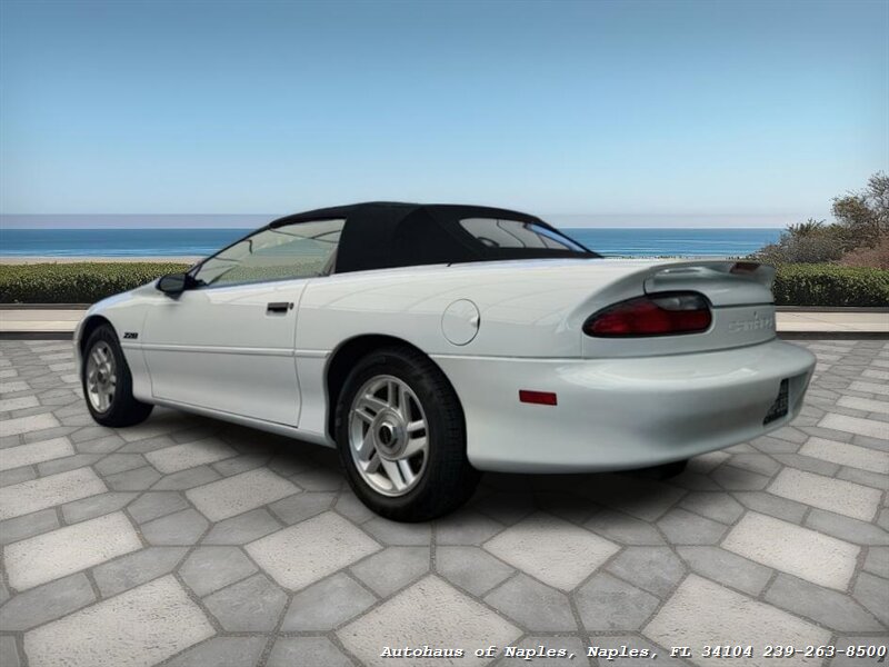 1994 Chevrolet Camaro Z28 - Photo 6 - Naples, FL 34104