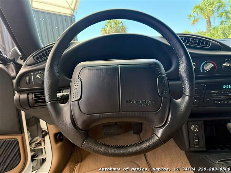 1994 Chevrolet Camaro Z28 - Photo 20 - Naples, FL 34104