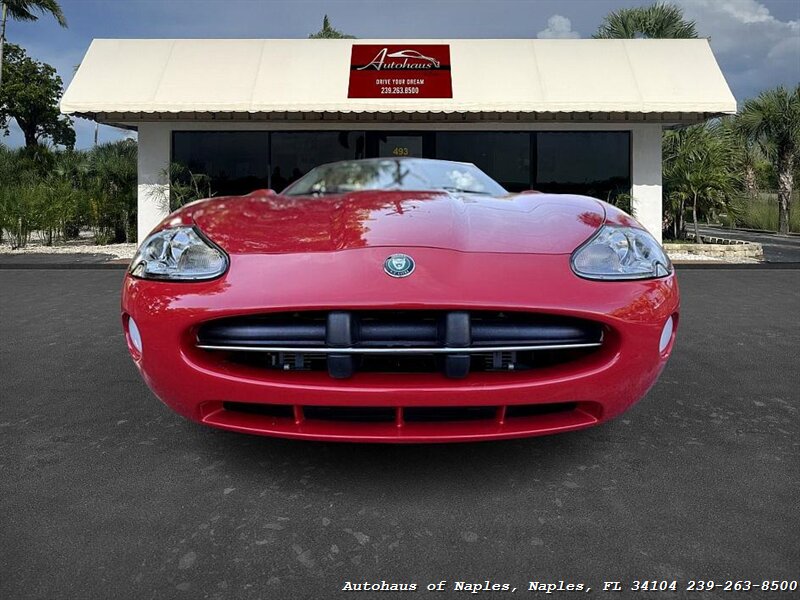 2005 Jaguar XK8 - Photo 11 - Naples, FL 34104