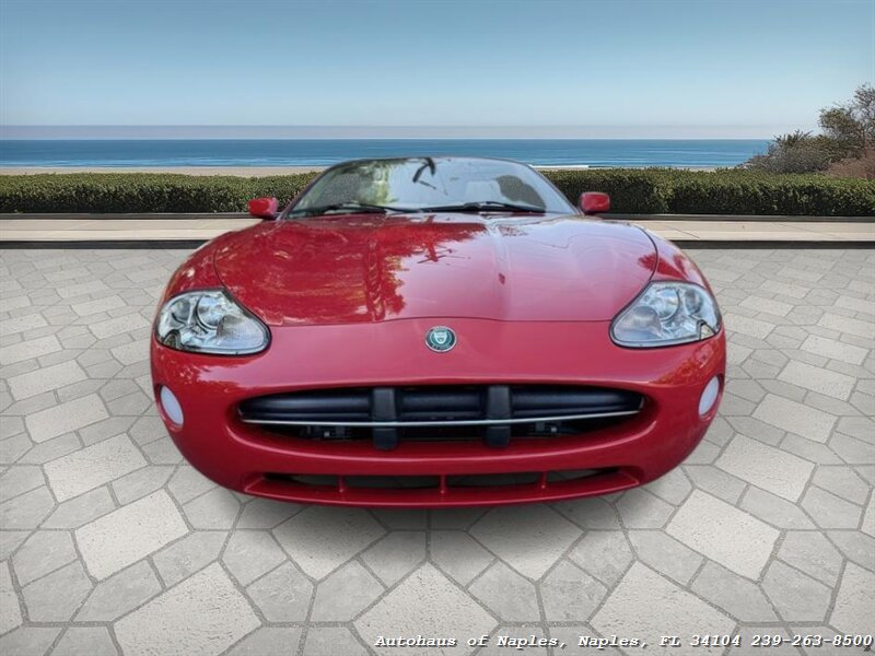 2005 Jaguar XK8 - Photo 4 - Naples, FL 34104