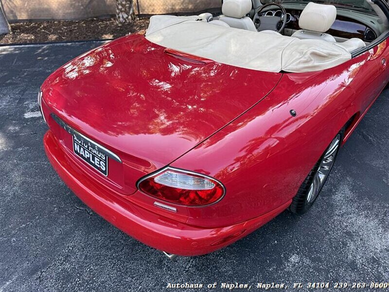 2005 Jaguar XK8 - Photo 24 - Naples, FL 34104