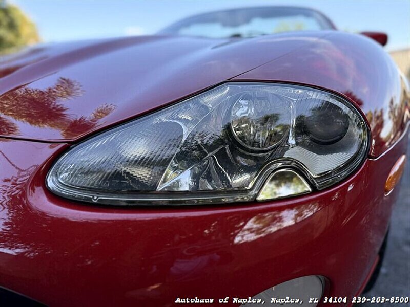 2005 Jaguar XK8 - Photo 35 - Naples, FL 34104