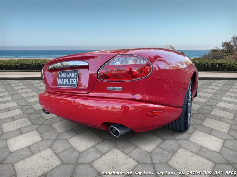 2005 Jaguar XK8 - Photo 27 - Naples, FL 34104