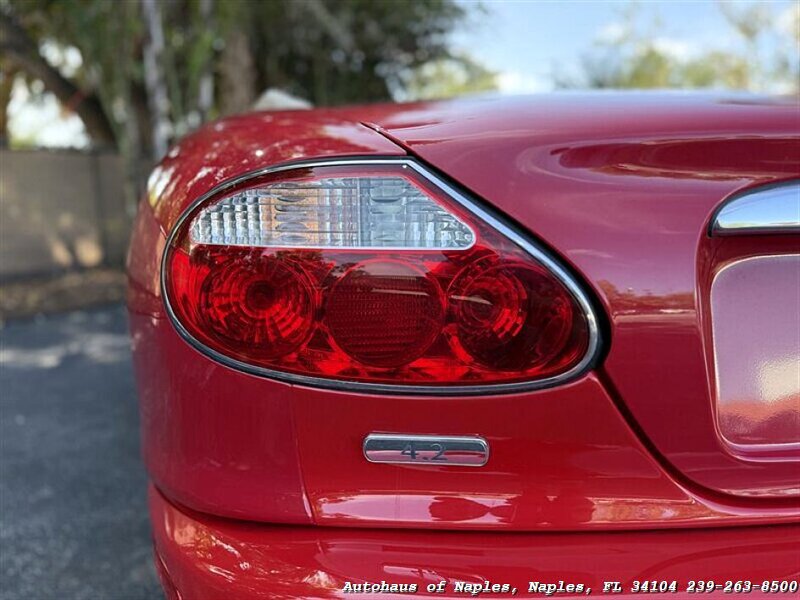 2005 Jaguar XK8 - Photo 31 - Naples, FL 34104