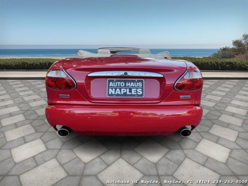 2005 Jaguar XK8 - Photo 19 - Naples, FL 34104
