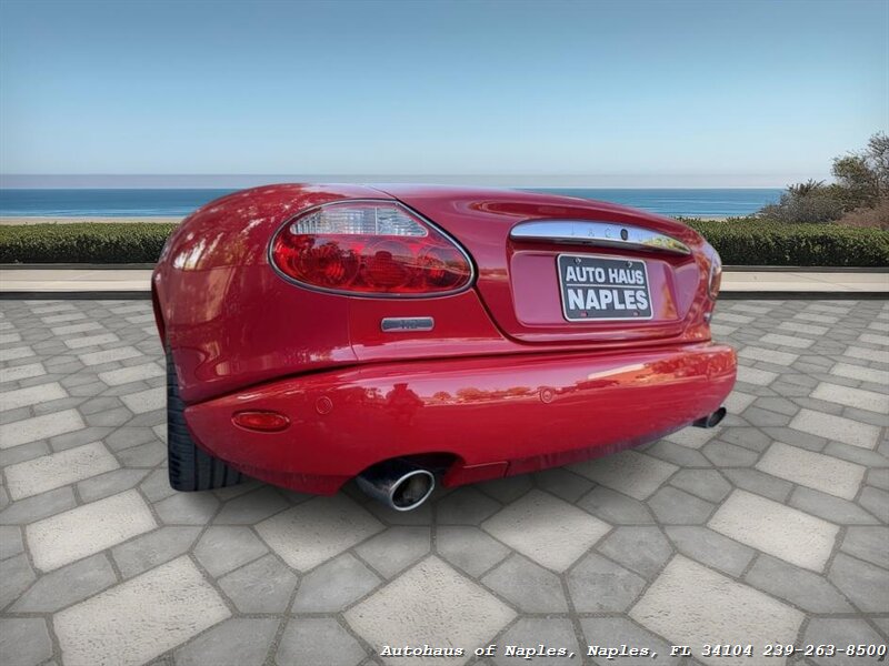 2005 Jaguar XK8 - Photo 25 - Naples, FL 34104
