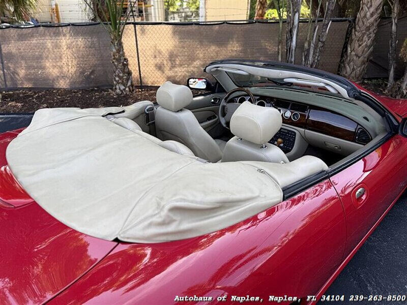 2005 Jaguar XK8 - Photo 33 - Naples, FL 34104