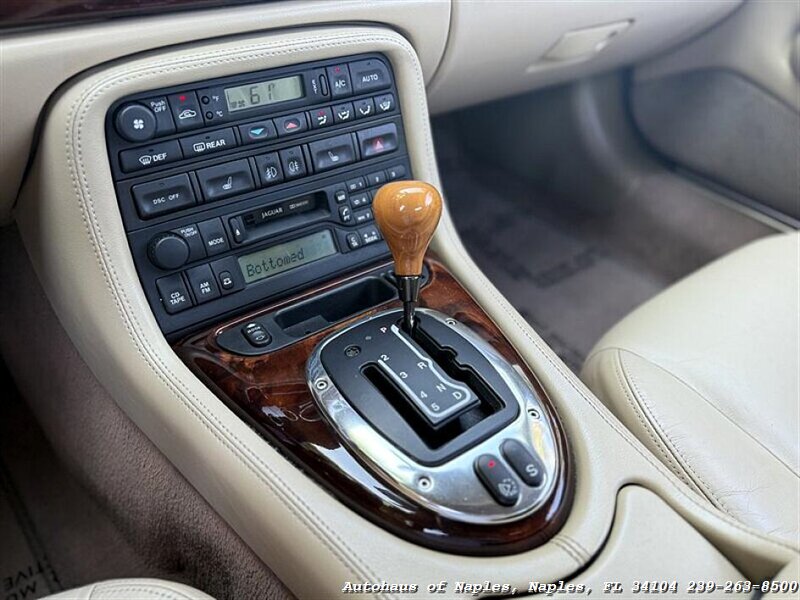 2005 Jaguar XK8 - Photo 58 - Naples, FL 34104