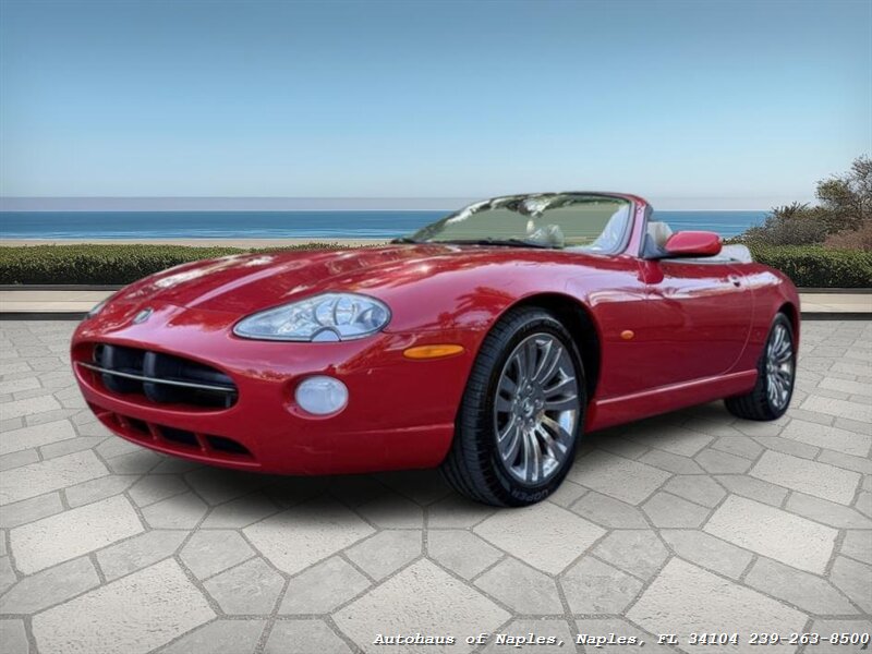 2005 Jaguar XK8 - Photo 5 - Naples, FL 34104