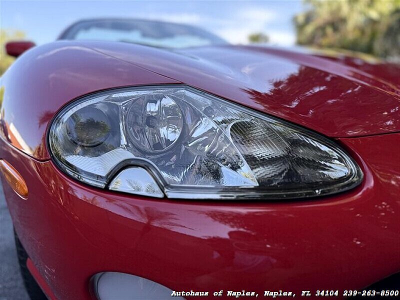 2005 Jaguar XK8 - Photo 36 - Naples, FL 34104