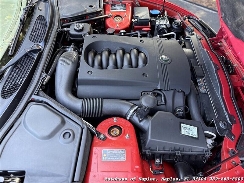 2005 Jaguar XK8 - Photo 39 - Naples, FL 34104