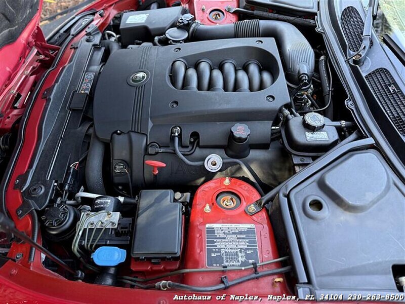 2005 Jaguar XK8 - Photo 38 - Naples, FL 34104