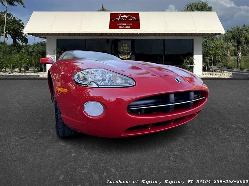 2005 Jaguar XK8 - Photo 10 - Naples, FL 34104