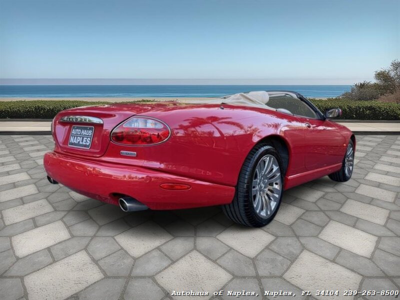 2005 Jaguar XK8 - Photo 20 - Naples, FL 34104