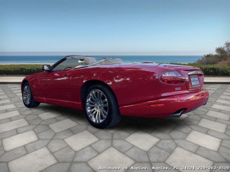 2005 Jaguar XK8 - Photo 18 - Naples, FL 34104