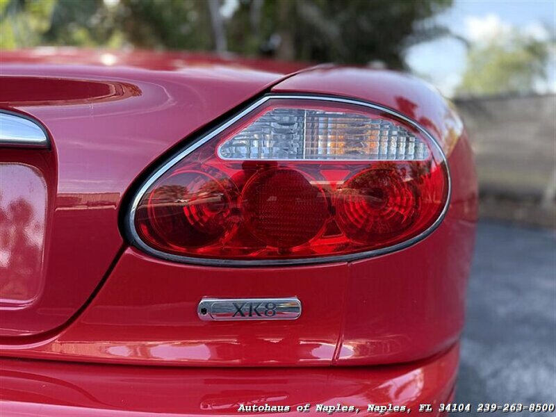 2005 Jaguar XK8 - Photo 32 - Naples, FL 34104