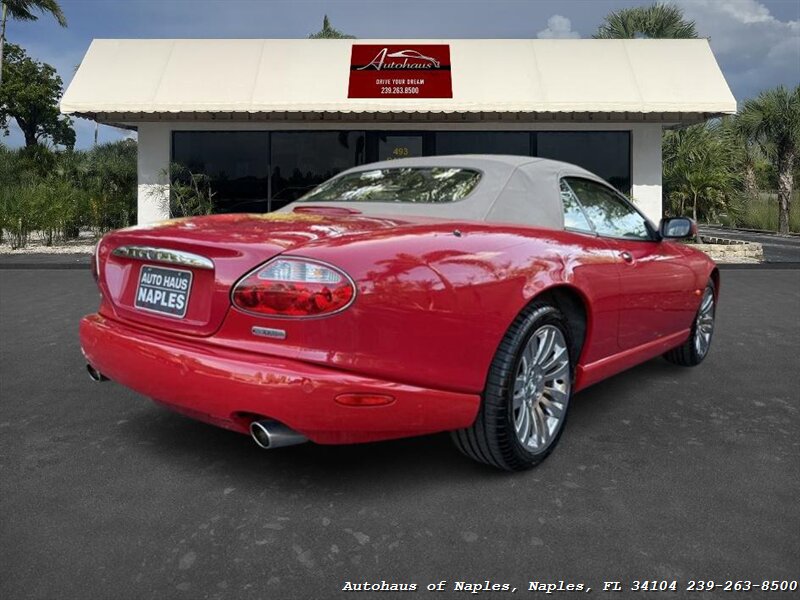 2005 Jaguar XK8 - Photo 43 - Naples, FL 34104