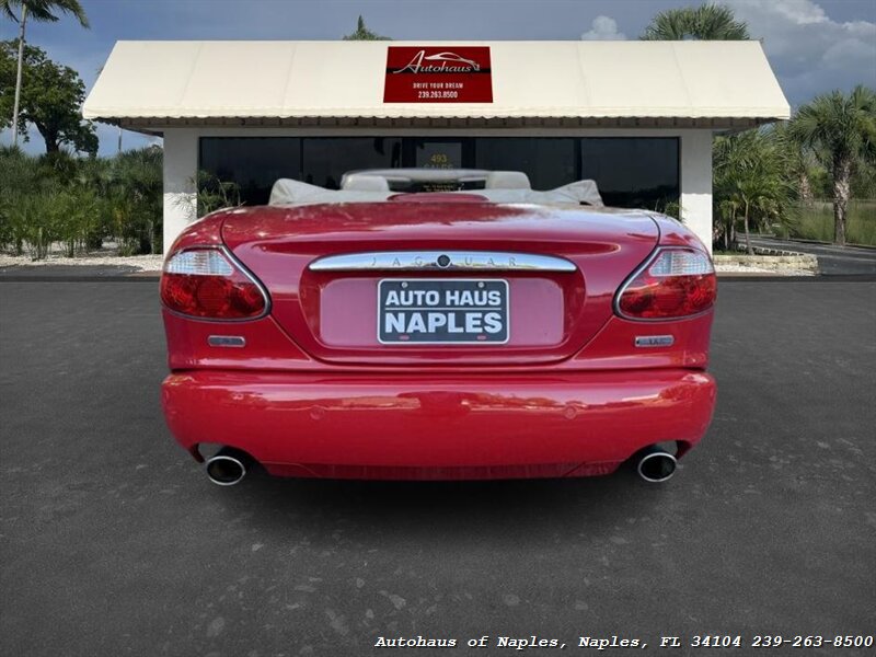 2005 Jaguar XK8 - Photo 19 - Naples, FL 34104