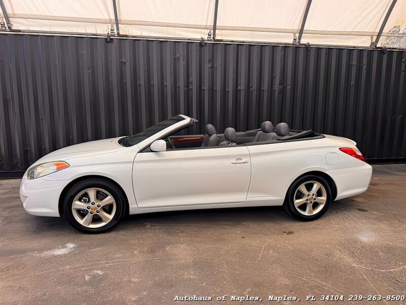 2006 Toyota Camry Solara SLE V6   - Photo 22 - Naples, FL 34104