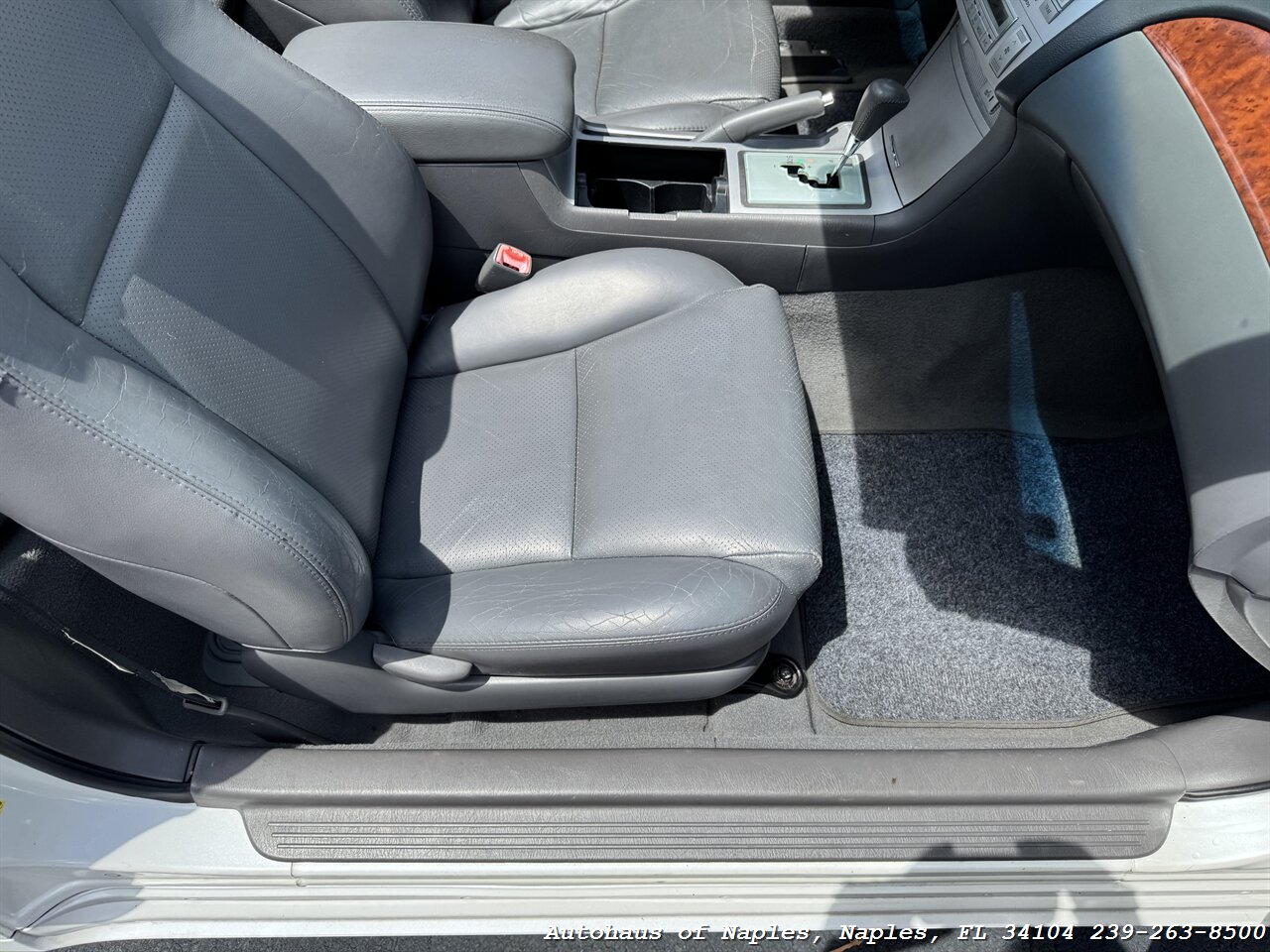 2006 Toyota Camry Solara SLE V6 - Photo 20 - Naples, FL 34104