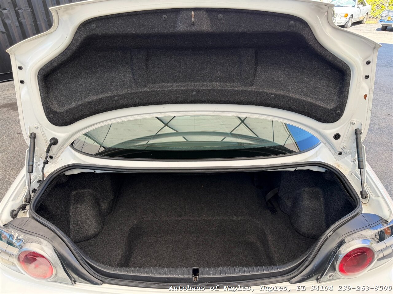 2005 Mazda RX-8   - Photo 20 - Naples, FL 34104